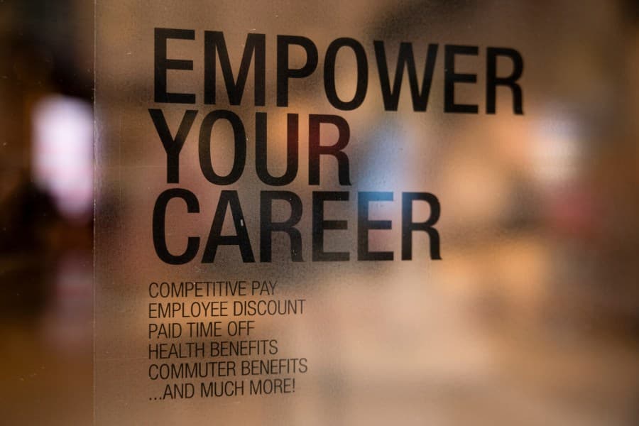 Explore Exciting Entry-Level Jobs in NYC with Salaries Starting at $60K!