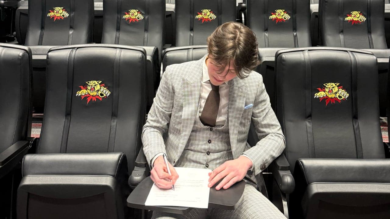 From Junior Hockey Star to NHL Prospect: Caleb Desnoyers' Journey to Signing His Entry-Level Contract