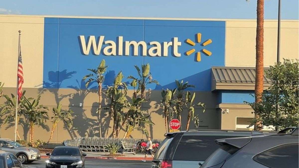 Walmart Turns Entry-Level Jobs into High-Paying Careers: New Optician Program Pays $33.75/hr