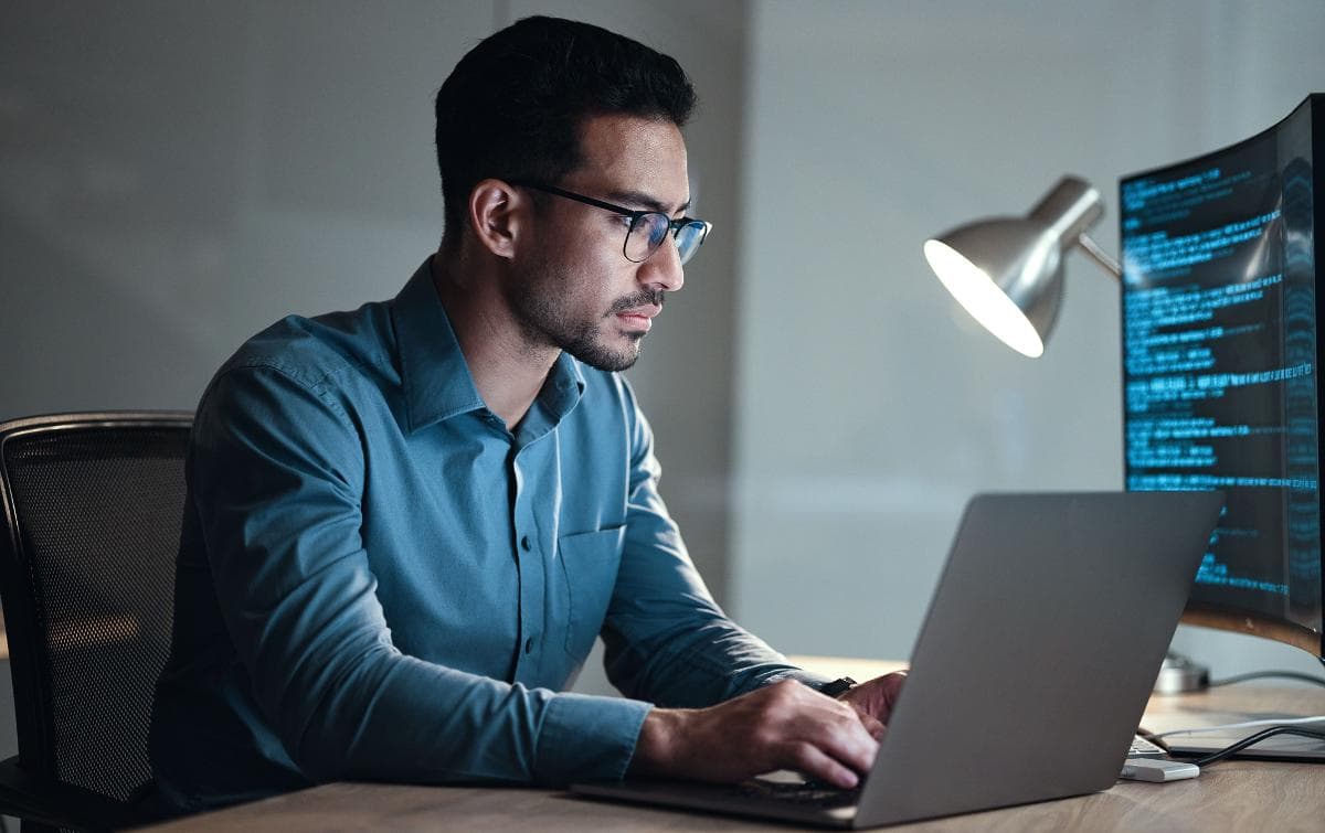 Breaking Into Tech: How to Land an Entry-Level Job That Demands Experience